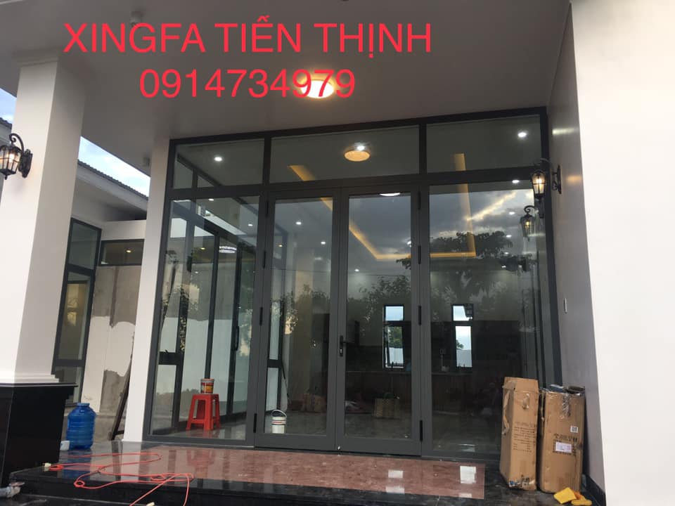 Cửa đi mở quay nhôm Xingfa Nhập khẩu